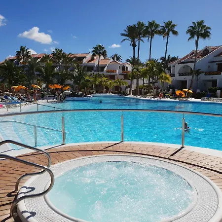 Duplex No 6 Directly At The Sea And Beach, Heated Pool, Wifi, Terrace *