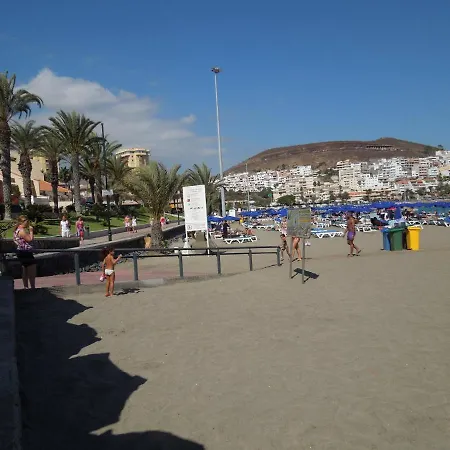 Duplex No 6 Directly At The Sea And Beach, Heated Pool, Wifi, Terrace Apartment