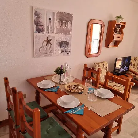 Apartment Duplex No 6 Directly At The Sea And Beach, Heated Pool, Wifi, Terrace *