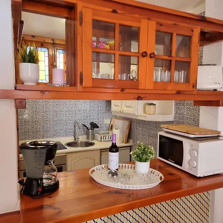 Apartment Duplex No 6 Directly At The Sea And Beach, Heated Pool, Wifi, Terrace *