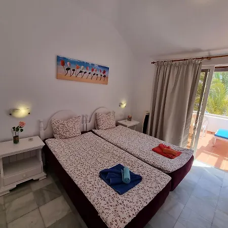 Duplex No 6 Directly At The Sea And Beach, Heated Pool, Wifi, Terrace * Playa de las Americas (Tenerife)