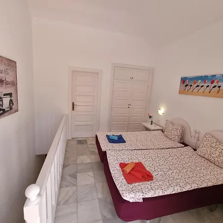 Duplex No 6 Directly At The Sea And Beach, Heated Pool, Wifi, Terrace * Playa de las Americas (Tenerife)