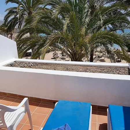 Duplex No 6 Directly At The Sea And Beach, Heated Pool, Wifi, Terrace